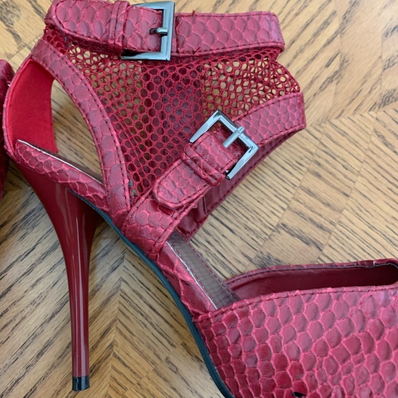 Red Snakeskin Heels - Picture 2 of 10